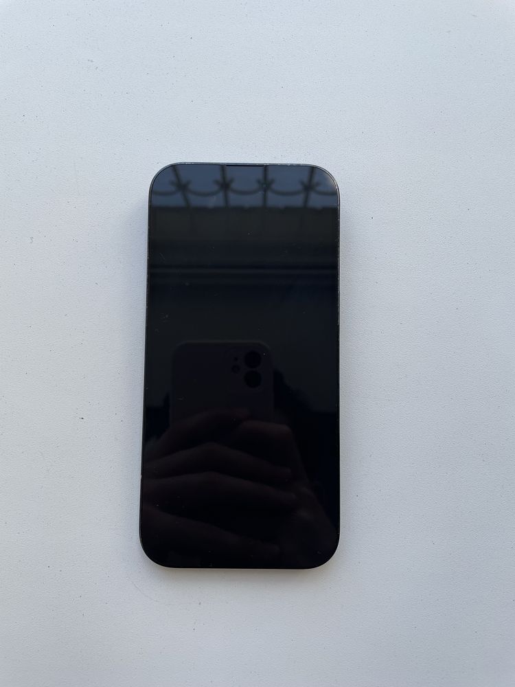 Iphone 14 Pro в черном цвете