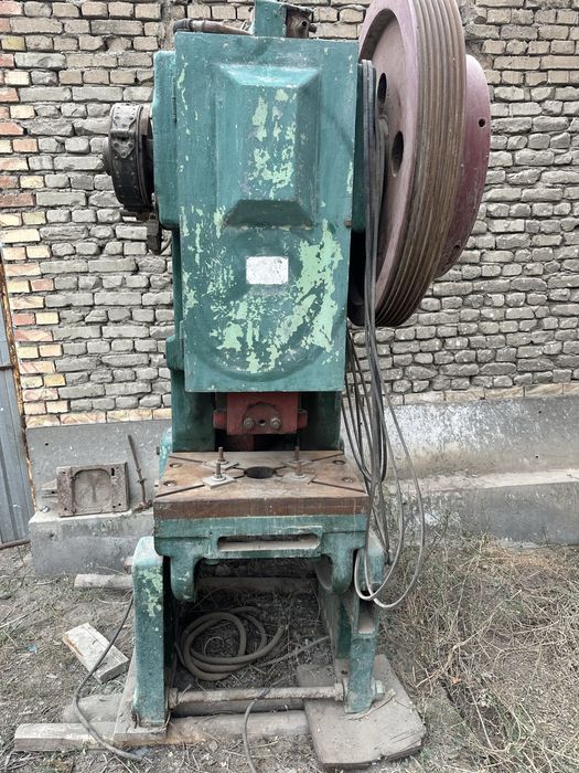 Пресс станок 25 тонна ва компрессор