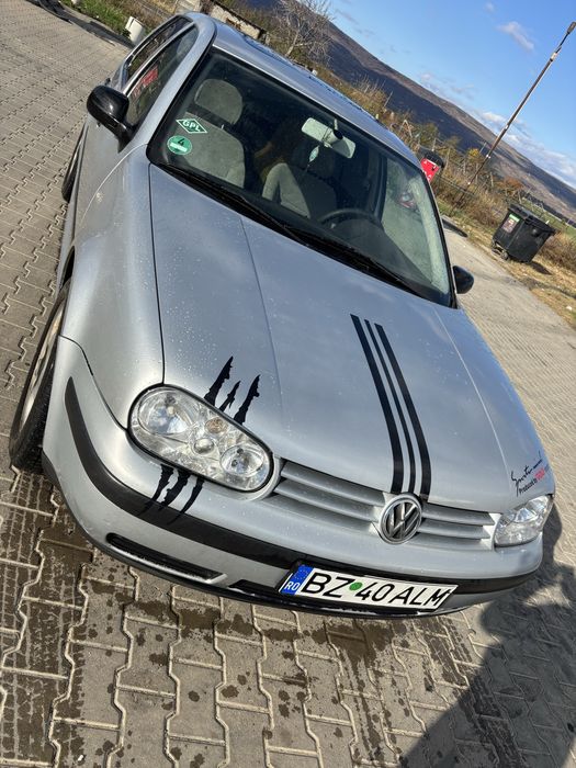 Golf 4 , 1.4 gpl