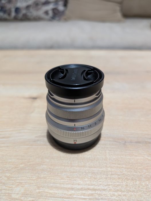 Fujifilm XF 35mm f2 WR, argintiu