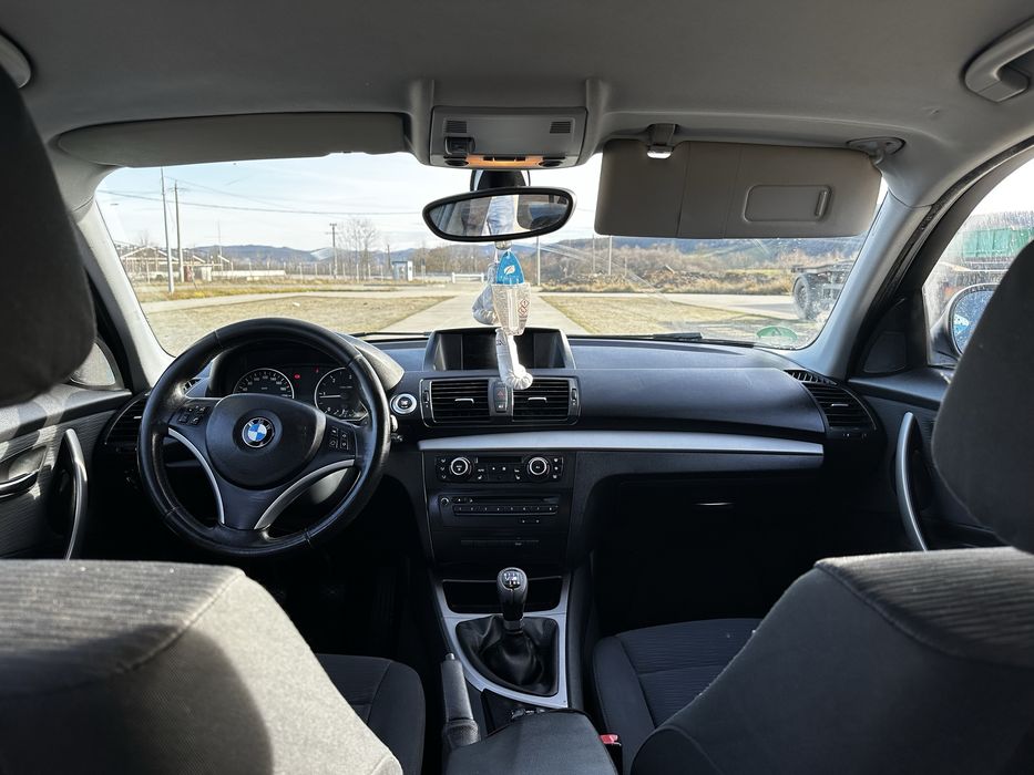 BMW Seria 1 – 116d, 2.0 Diesel, 114 CP, An 2011 (luna 1) – Euro 5