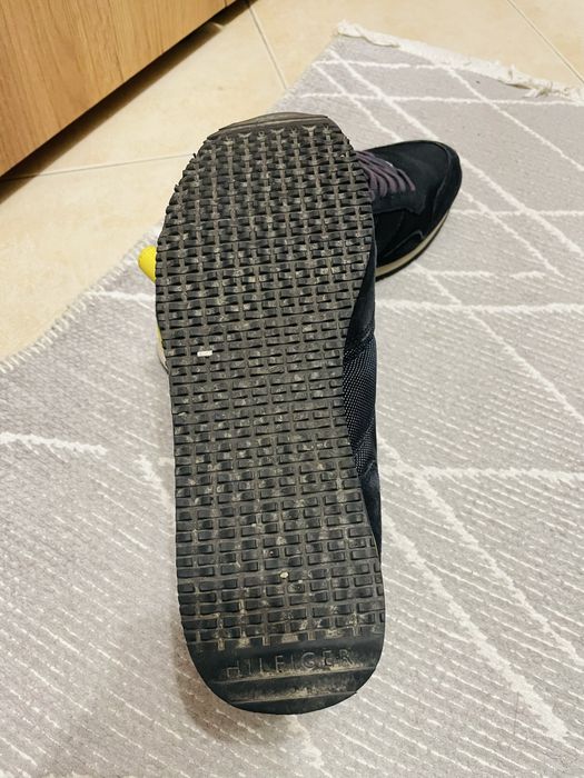 Спортни обувки tommy hilfinger 41