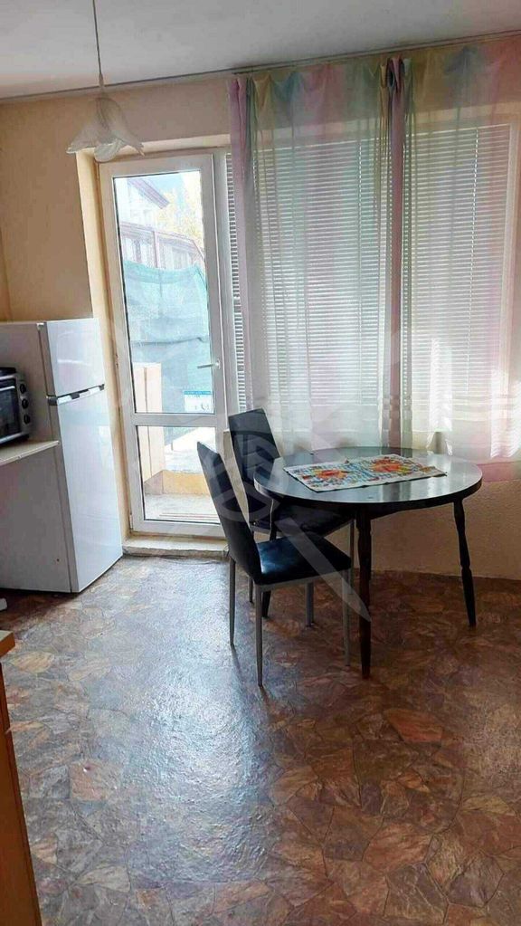 Дава се под наем Двустаен апартамент в Варна, Левски - 65 кв.м за 325 € - Снимка #4