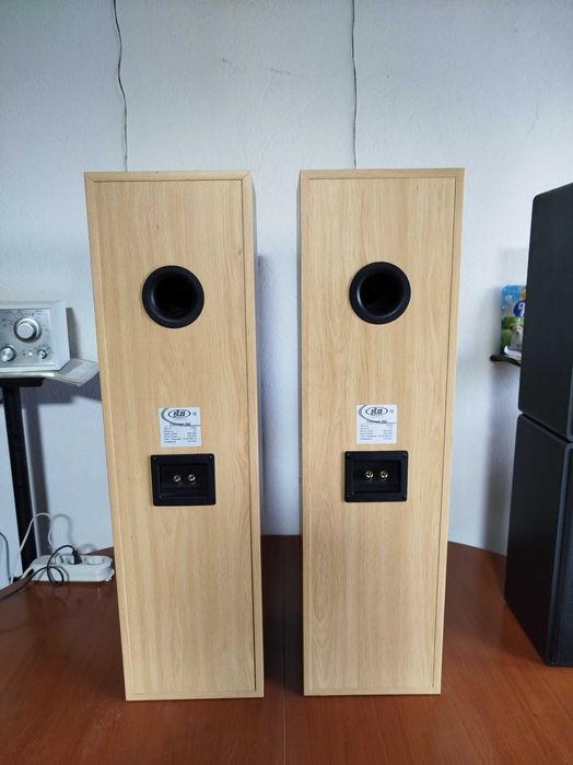 Boxe coloane Eltax model: Concept 200. Inaltele arse!!!