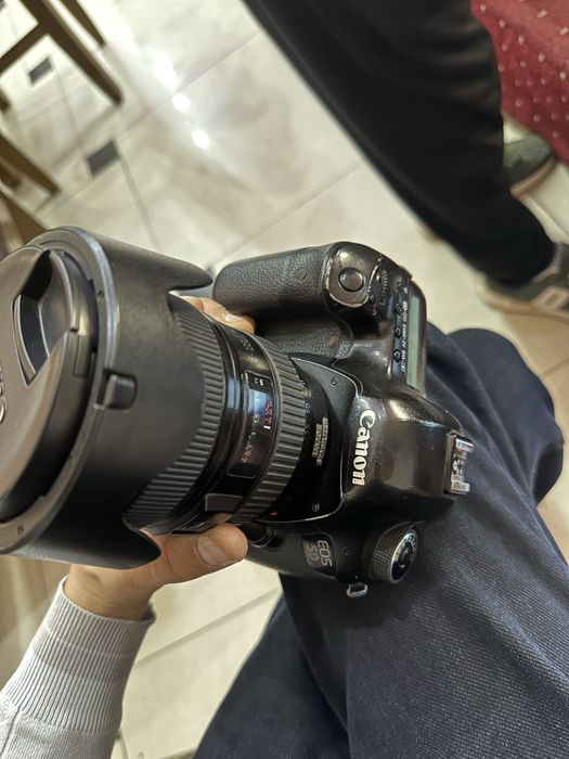 Canon mark 3 xolati yaxshi