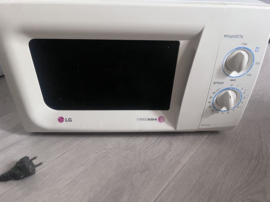 Микроволновая печь LG , б/у
