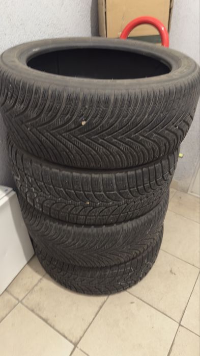 4 бр. Зимни гуми 2хBridgestone 2x BFGoodrich 225/45/18 DOT 19-та год.