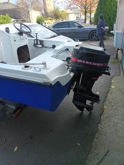 Se vinde barca, motor si peridoc