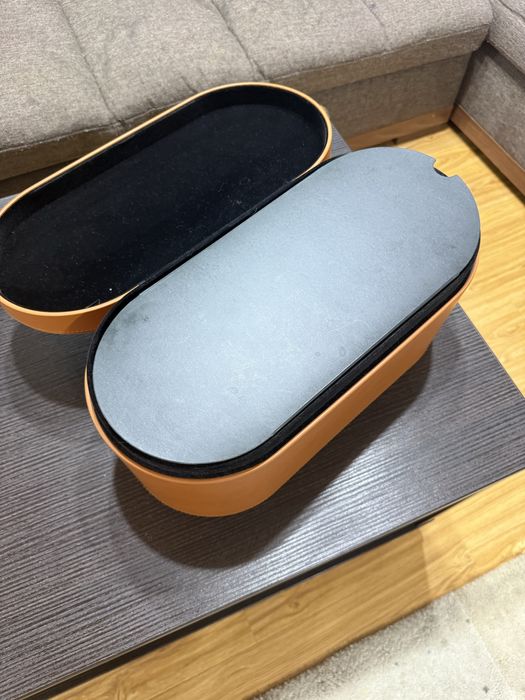 Dyson Airwrap impecabil