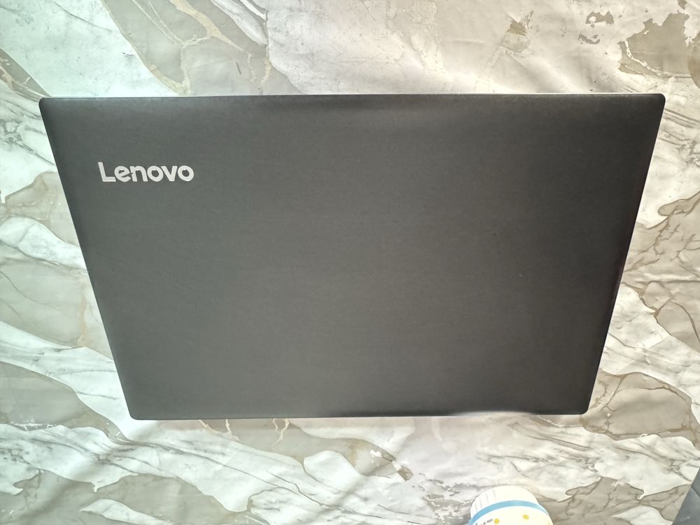 Lenovo ноутбук сотилади
