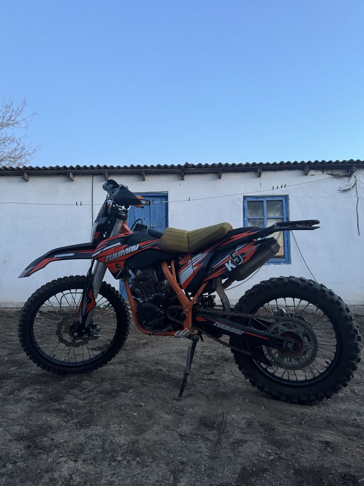 Мотоцикл Zuumav K5 250