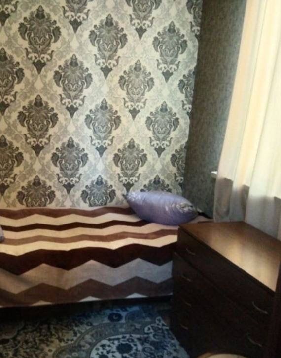 2х комнатная в 3х на панельном 2 этаж, Яшнабадский район