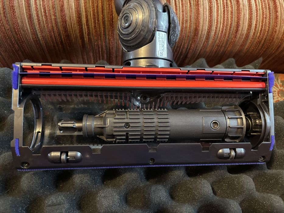 Dyson турбо четка