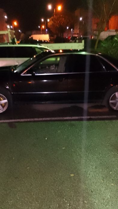 Audi A8 4.2  на части