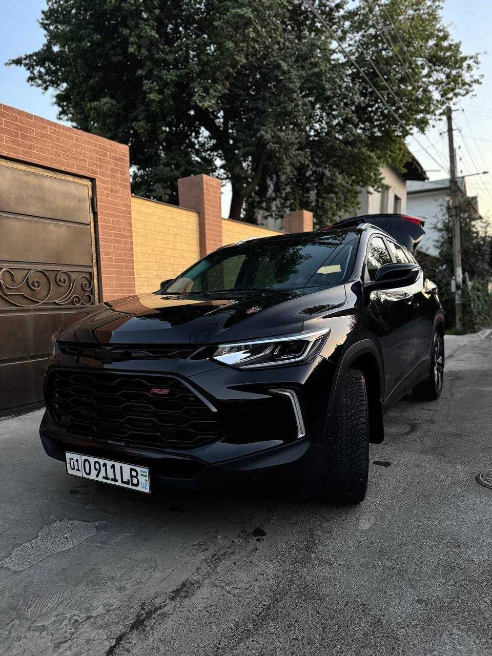 Продаётся автомобиль Tracker Premier 23/24 года.