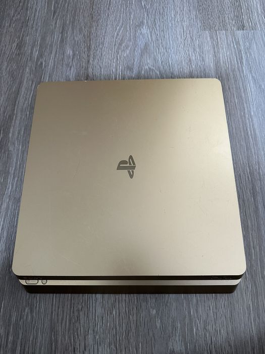 PS4 Gold Limited Editon 500 GB