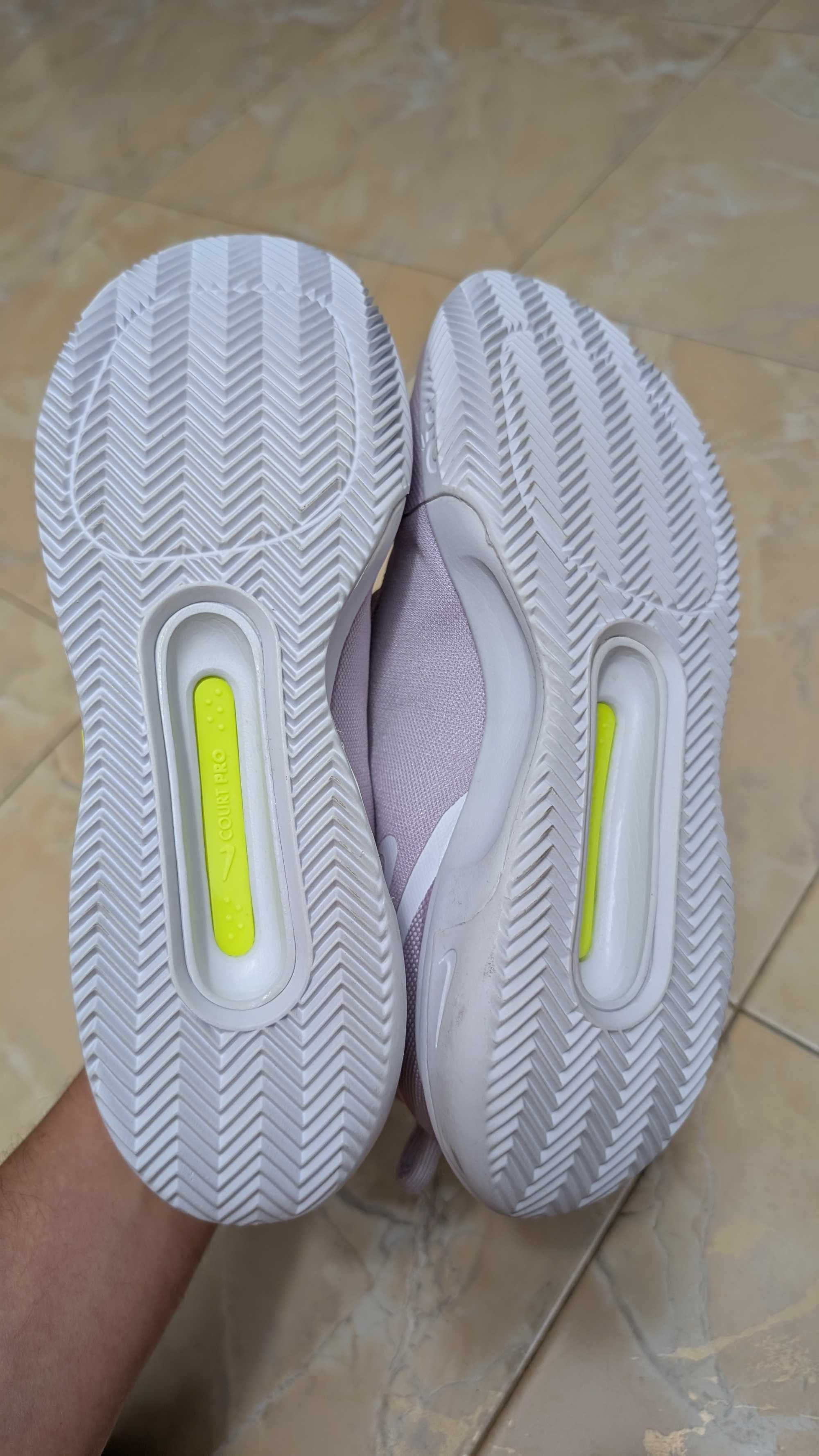 Nike COURT ZOOM Pro Дамски обувки за тенис, 39 размерът