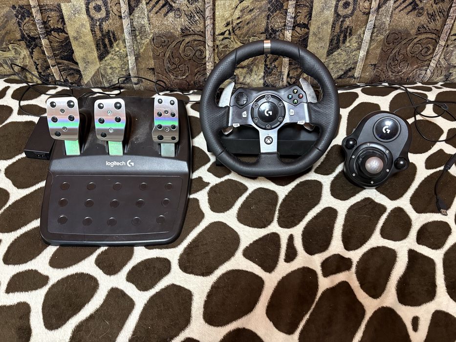 Volan Logitech G920 + Schimbator + Brake Pedal Mod