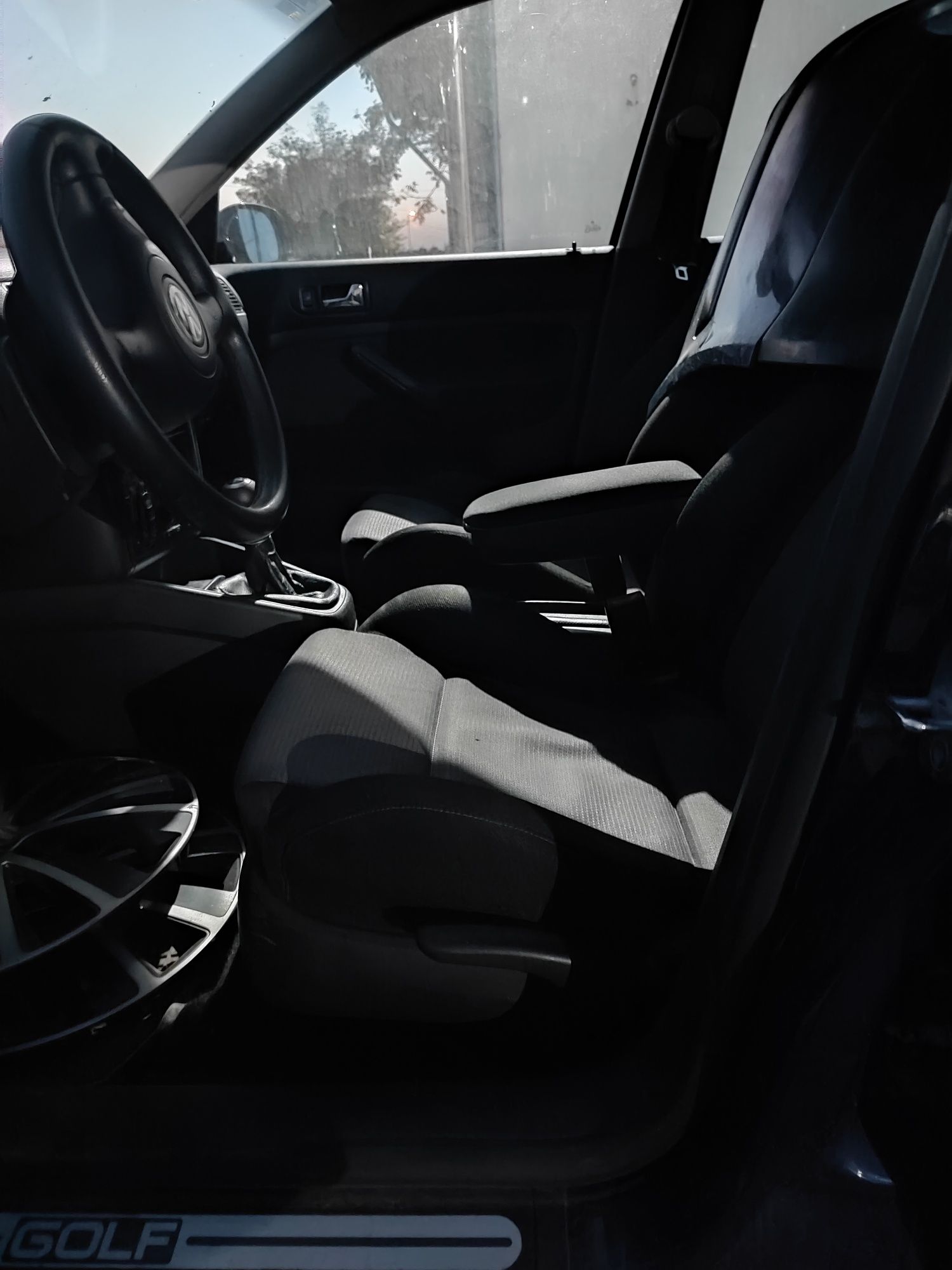 Vw golf 4 1.9tdi 90к.с. на части
