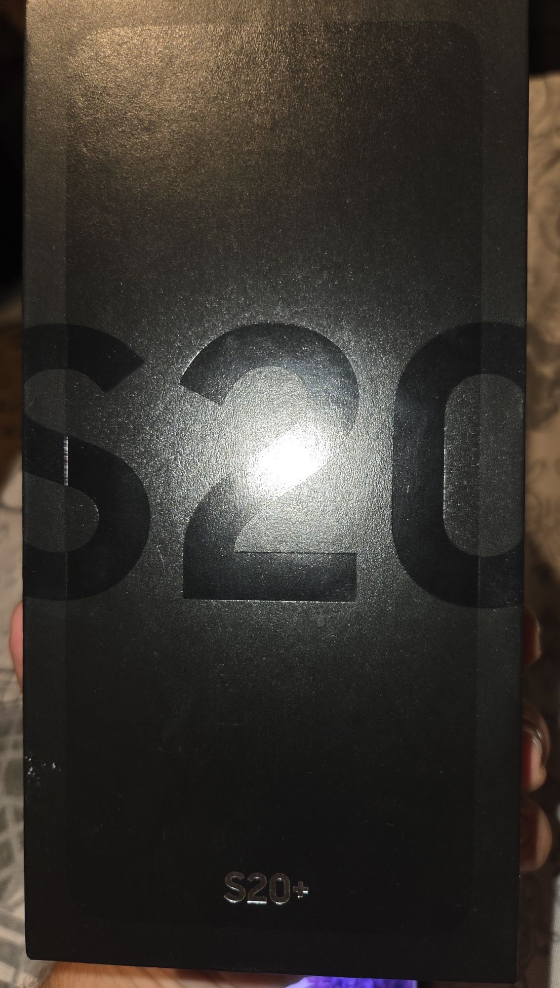 Смартфон Samsung S20+