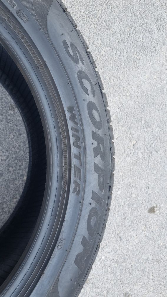 4бр чисто нови зимни гуми 315/40R21 Pirelli