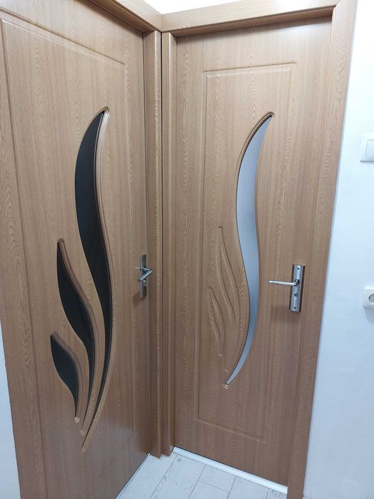 Vand usi interior, stare foarte buna
