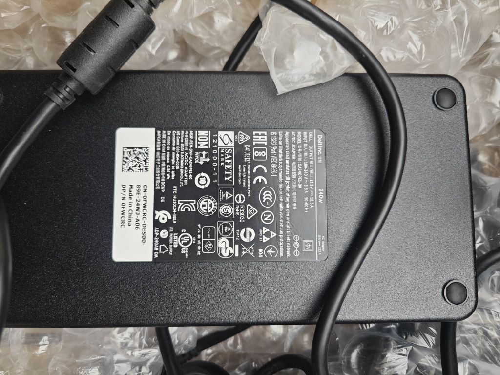 Genuine Dell Power Adapter 240W, 19.5V, 12.3A