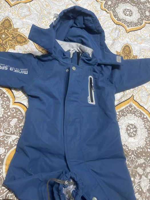 Продам детский комбинезон