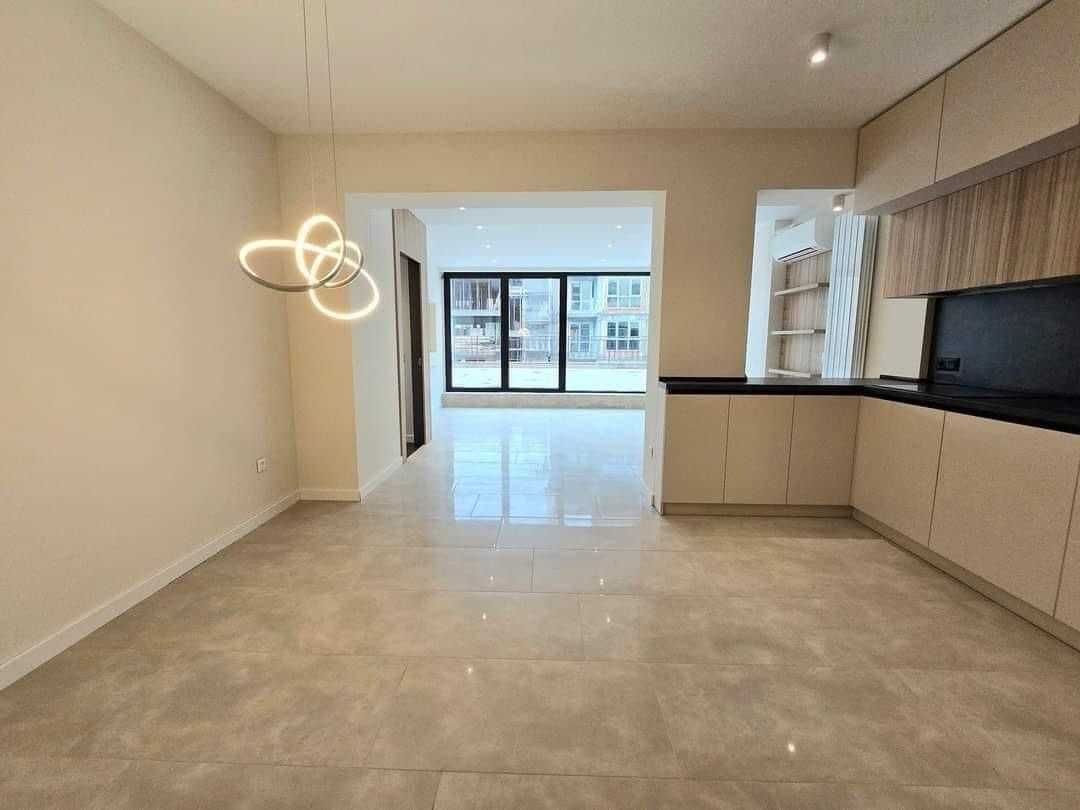 Продава се Тристаен апартамент в София, Център - 186 кв.м за 2689 €/кв.м - Снимка #5
