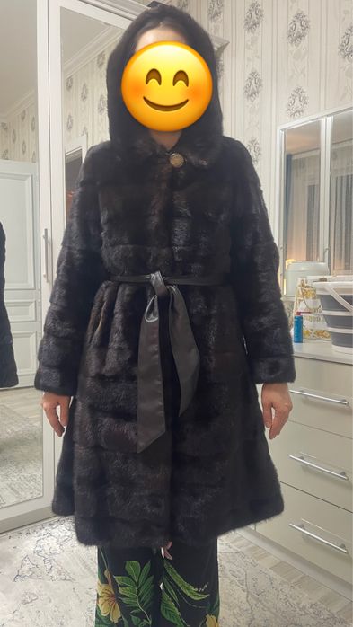 Продам норковую шубу б/у, длина ниже колен