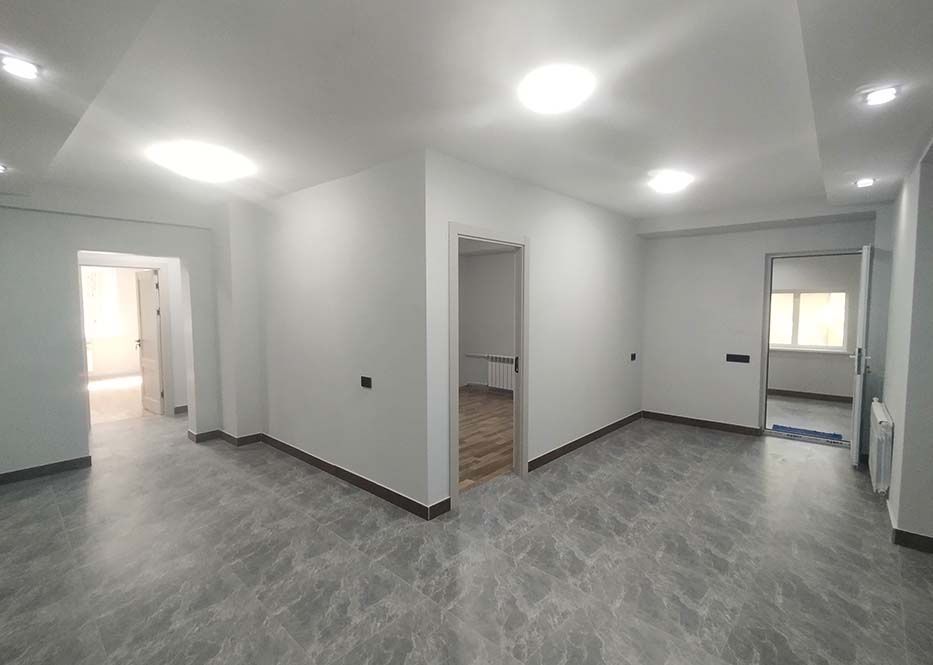Yunusobod Abdulla Qodiriy metro  oldida ofes ijaraga beriladi
