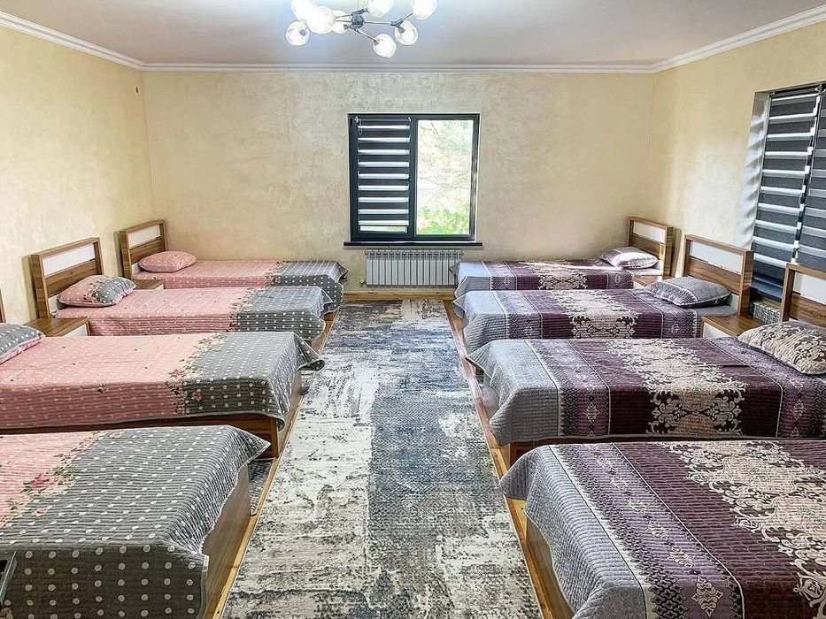 Oqtoshdan dacha sotiladi