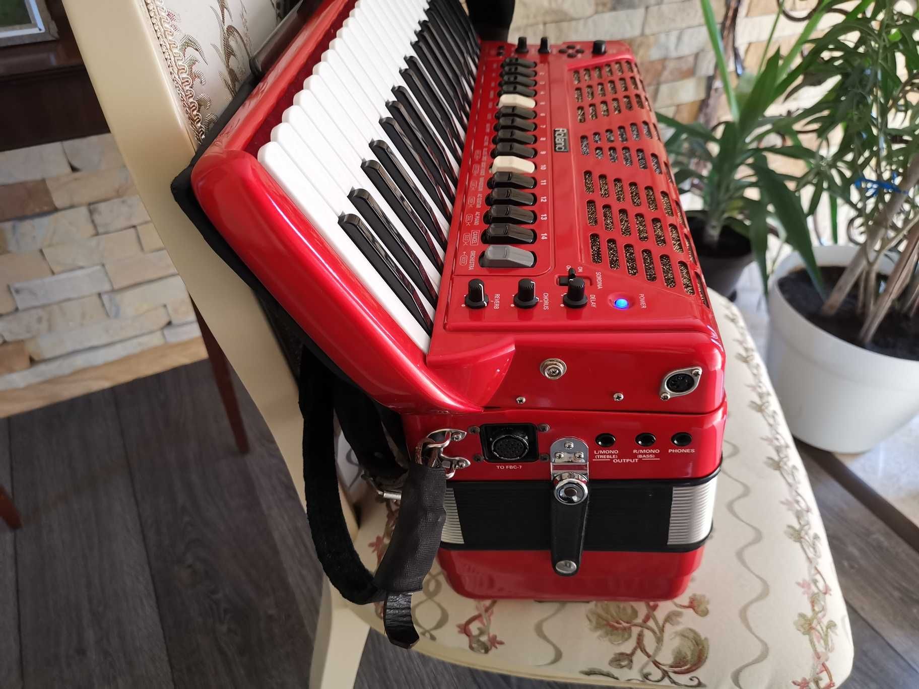 Bijuterie Acordeon Electronic Roland Fr7-Red/Pas Facut/Mufa Midi
