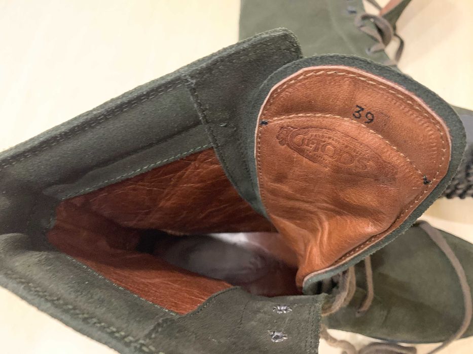 Ghete dama Tod's combat din piele intoarsa cu talpa Vibram 39