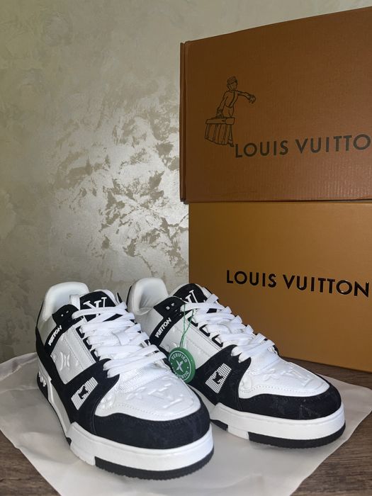 Louis Vuitton Sneakers