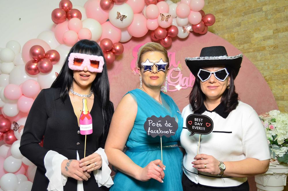 Cabina foto / Photo booth - inchiriere petreceri