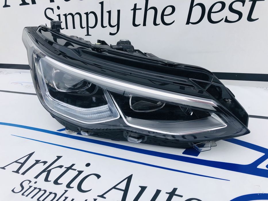 Far dreapta Full Led IQ Light VW Golf VIII cod 5H1941036