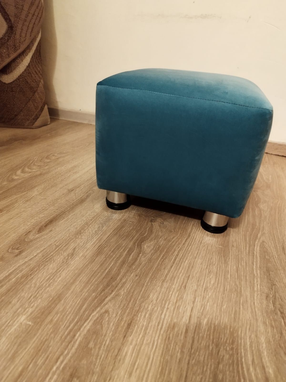 Vând taburet, taburel scăunel copii tapițat culoare bleu
