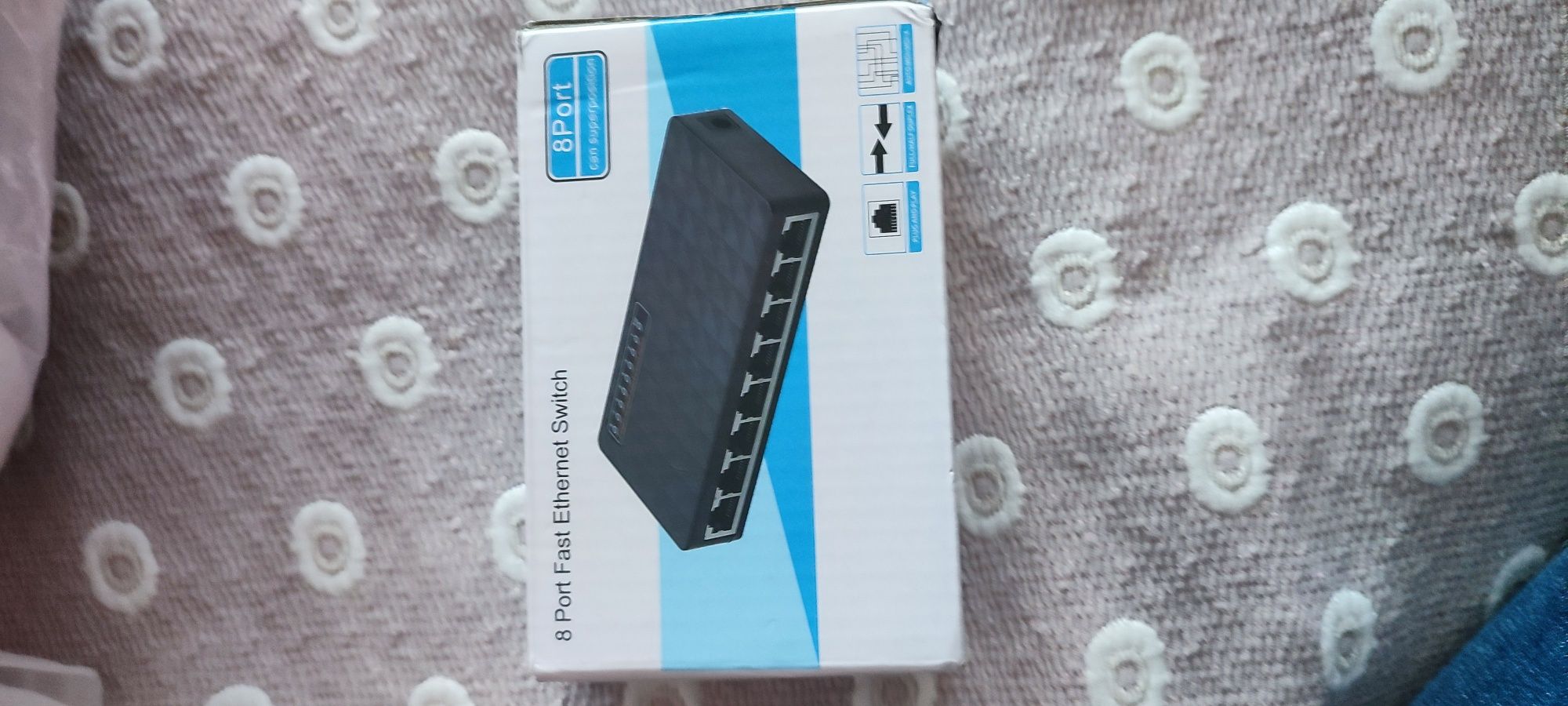 Switch TP-Link LS1008G, 8 порта 10/100/1000Mbps