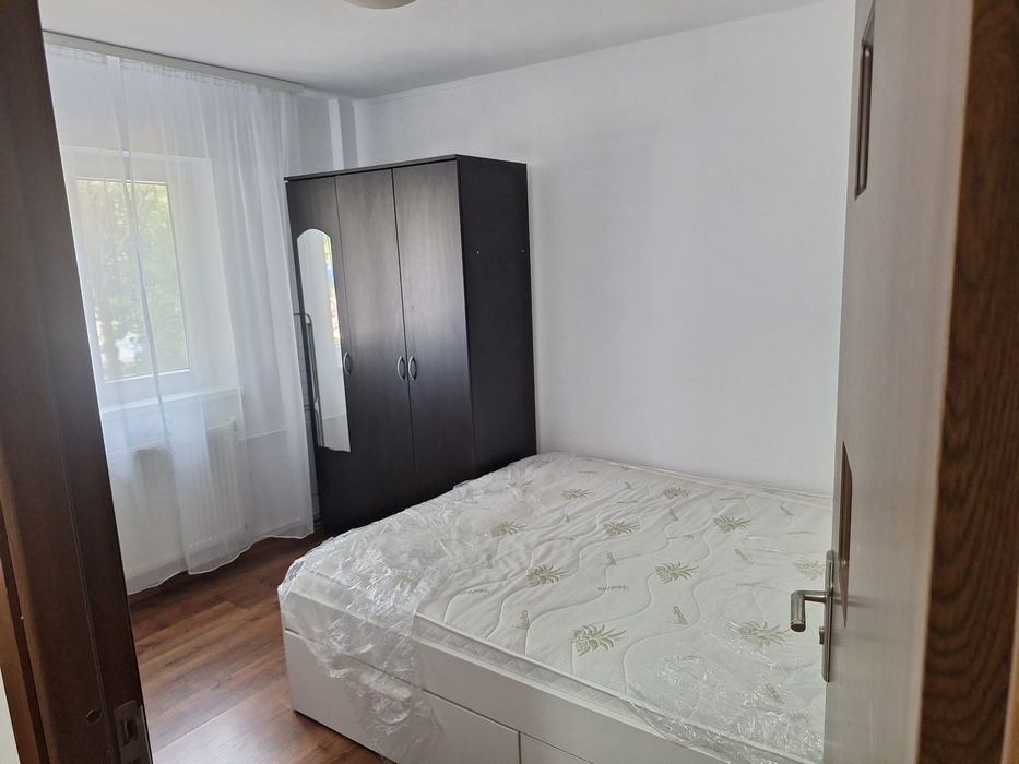 Inchiriez apartament cu 2 camere