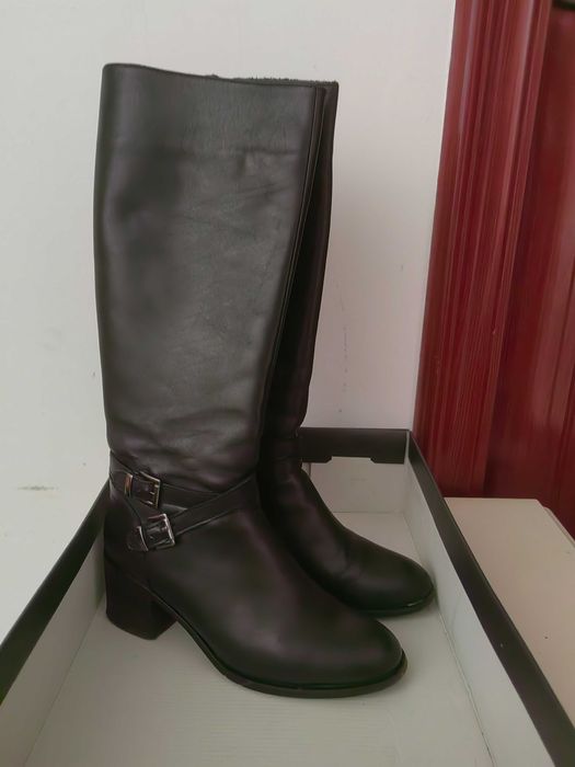 Ботуши от естествена кожа на марката GiAnni