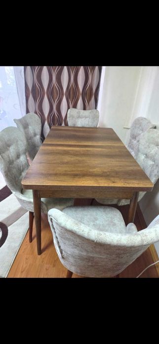 Masa extensibila+ 6 scaune