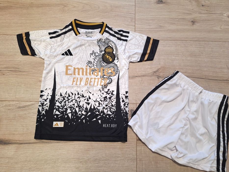 Детски екип на Кристиано Роналдо #РЕАЛ М #специално издание Дракон!