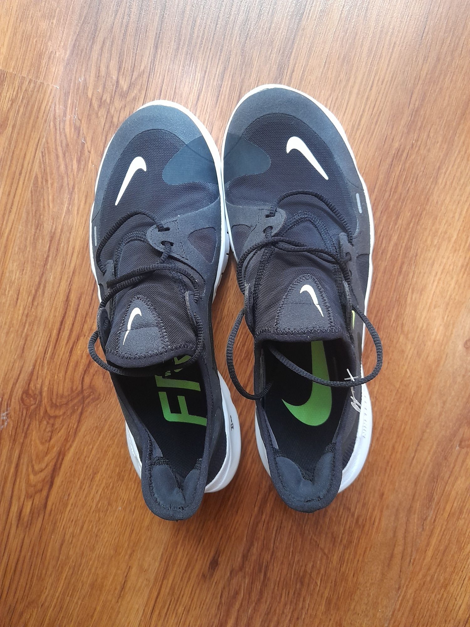Nike free 5.0 маратонки 42 номер.