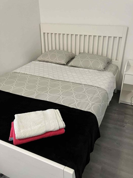 Inchiriez garsoniera renovata cu toate cheltuielile incluse