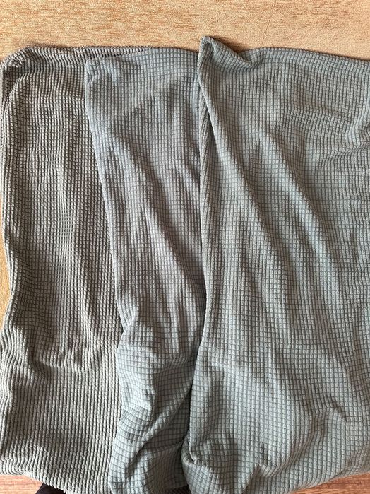 Цветные чехлы на стулья