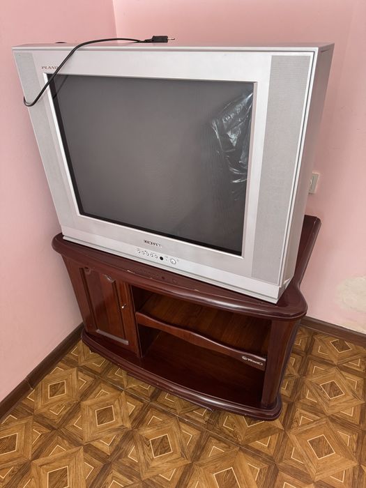 продается телевизор