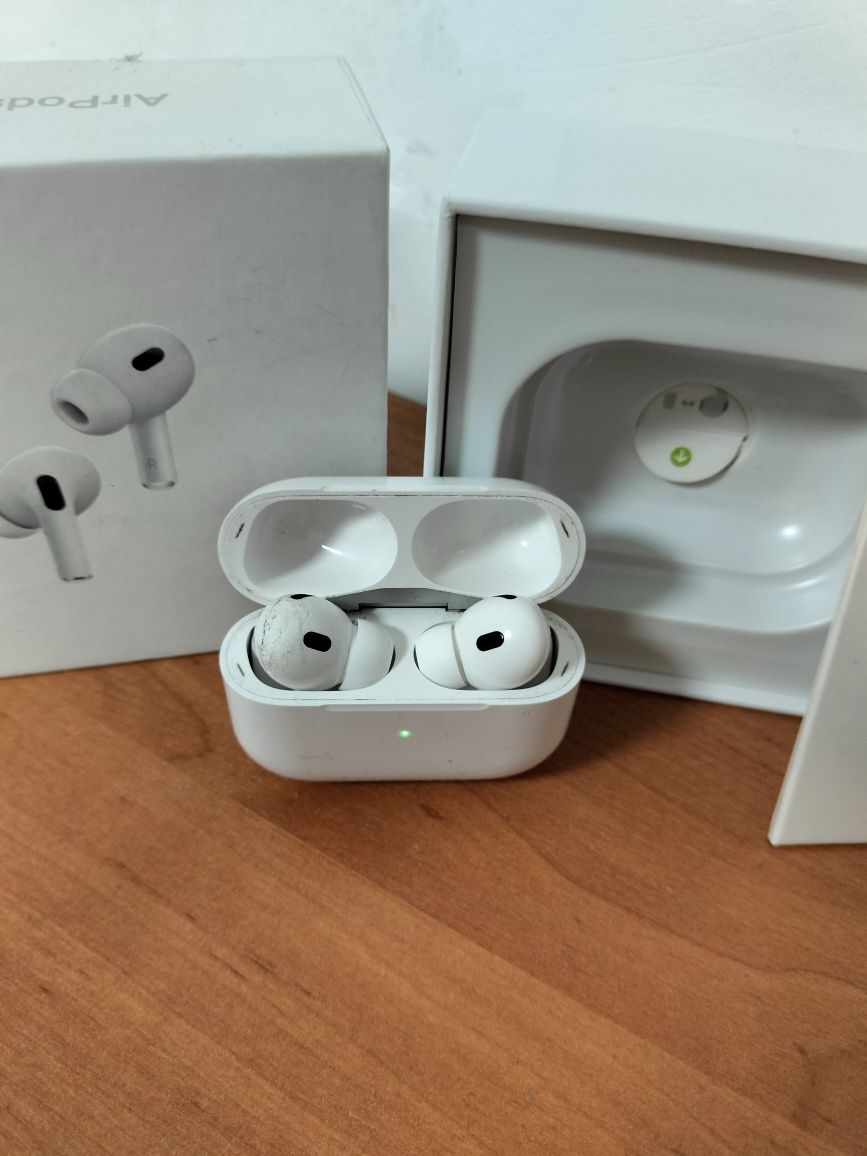 AirPods Pro 2 продаётся