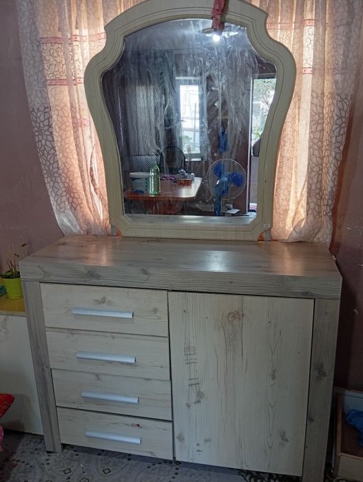 Продам диван и комод