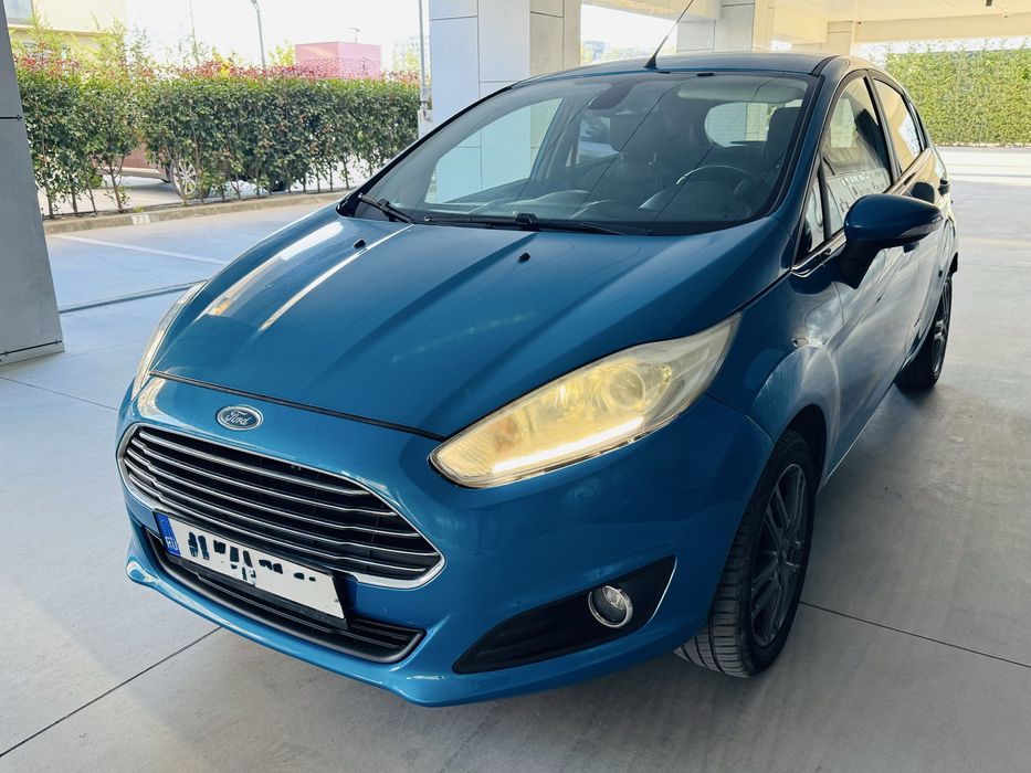 Ford Fiesta Titanium de vanzare